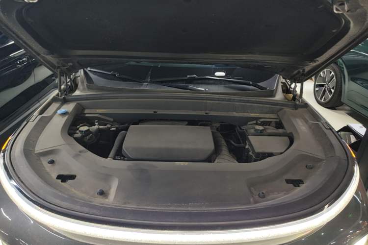 Used Li Auto L9 2022 Max model Engine Bay