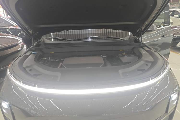 Used Li Auto L9 2022 Max model Engine Bay