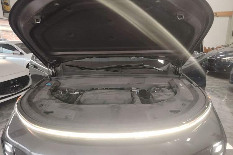 Used Li Auto L9 2022 Max model Engine Bay