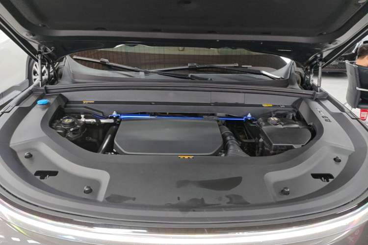 Used Li Auto L9 2022 Max model Engine Bay