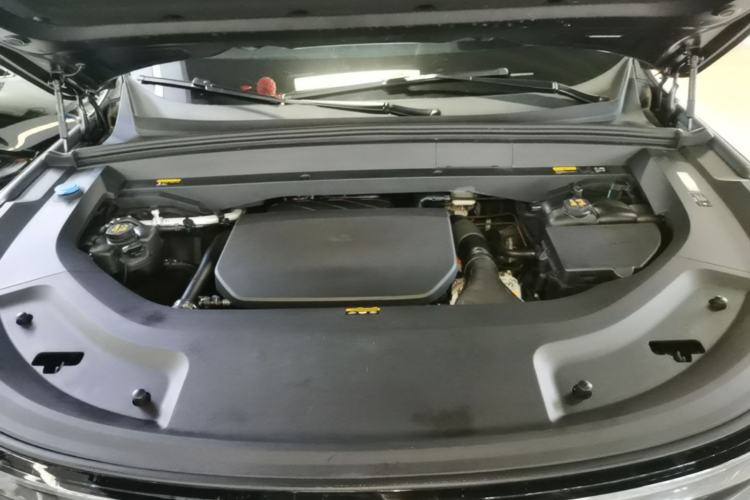Used Li Auto L9 2022 Max model Engine Bay