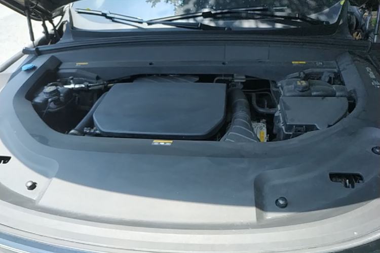 Used Li Auto L9 2022 Max model Engine Bay