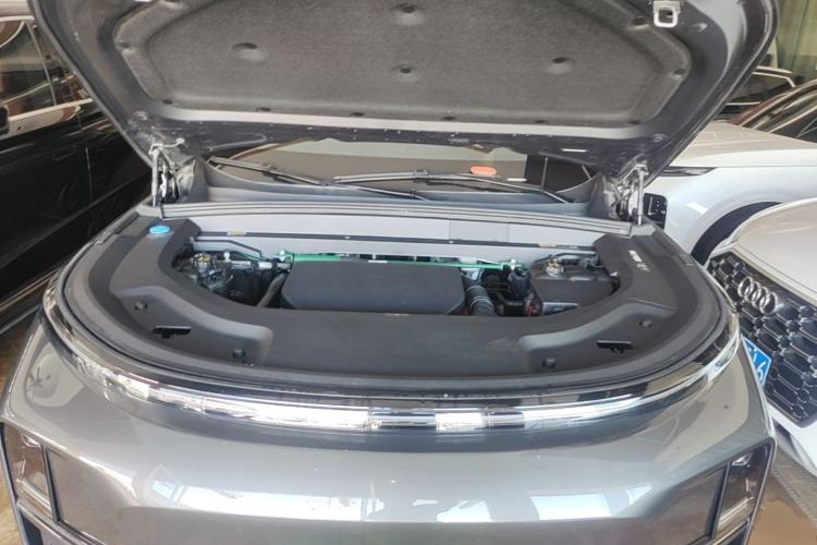 Used Li Auto L9 2022 Max model Engine Bay