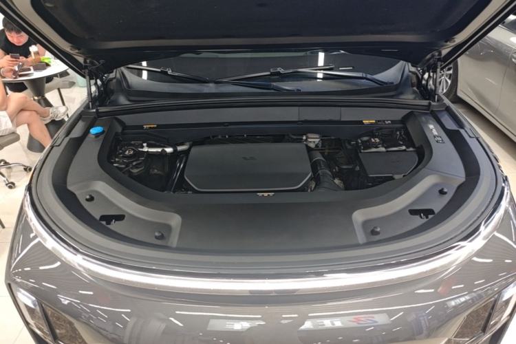 Used Li Auto L9 2022 Max model Engine Bay