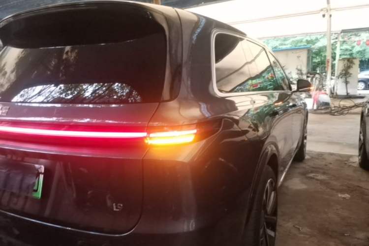 Used Li Auto L9 2022 Max model Exterior 3