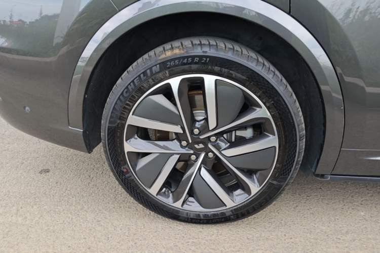 Used Li Auto L9 2022 Max model Exterior 5