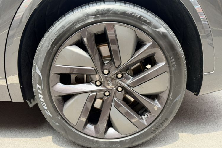Used Li Auto L9 2022 Max model Exterior 7