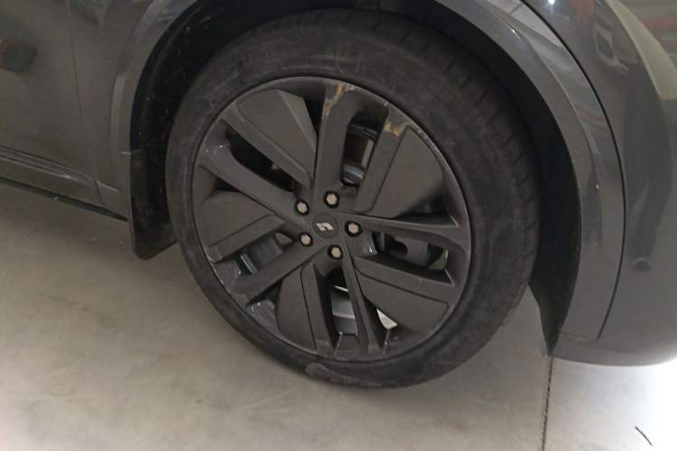 Used Li Auto L9 2022 Max model Exterior 7