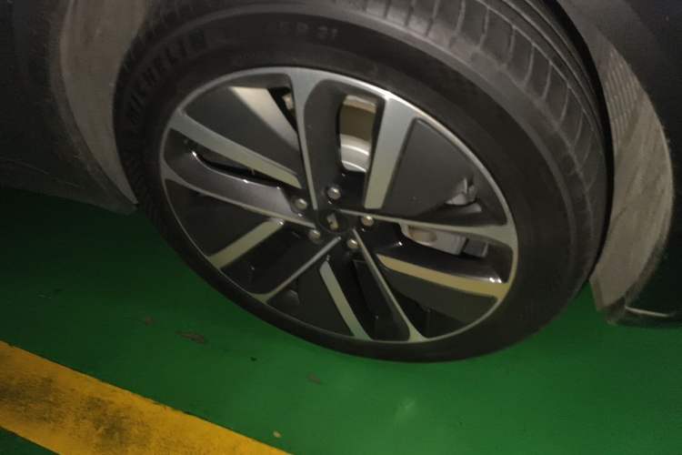 Used Li Auto L9 2022 Max model Exterior 7