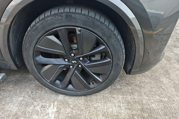 Used Li Auto L9 2022 Max model Exterior 7
