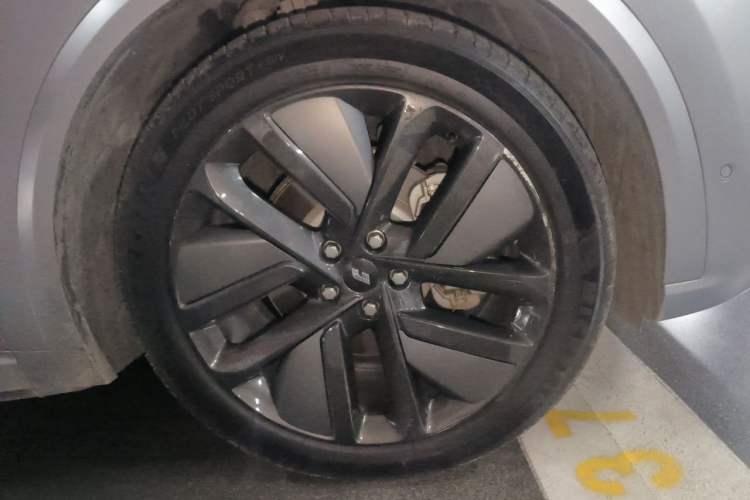 Used Li Auto L9 2022 Max model Exterior 7
