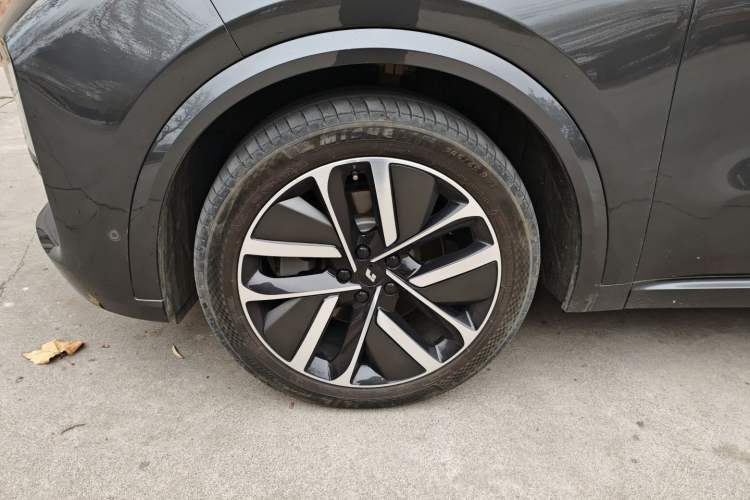 Used Li Auto L9 2022 Max model Exterior 7