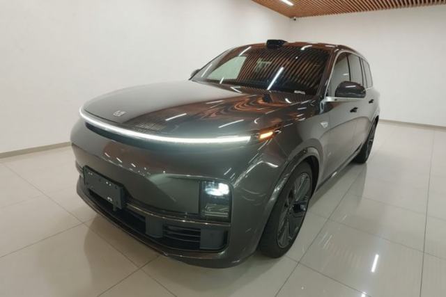 Używany Li Auto L9 2022 Max model
