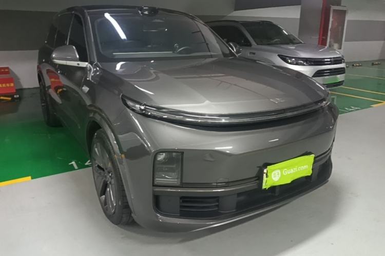 Used Li Auto L9 2022 Max model Front Right 45 Deg