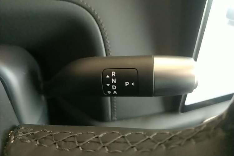 Used Li Auto L9 2022 Max model Gear Lever