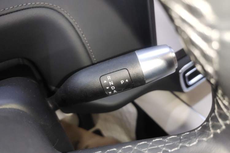 Used Li Auto L9 2022 Max model Gear Lever