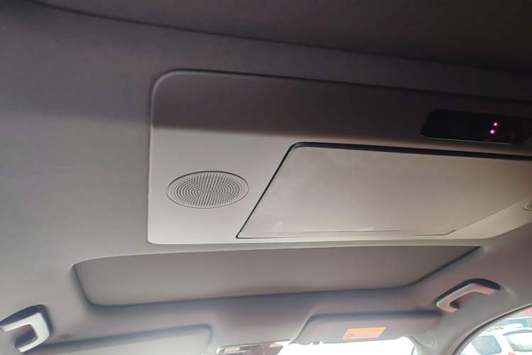 Used Li Auto L9 2022 Max model Headliner