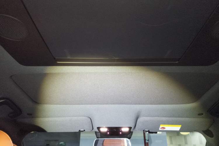 Used Li Auto L9 2022 Max model Headliner