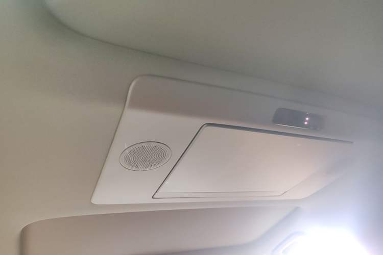 Used Li Auto L9 2022 Max model Headliner