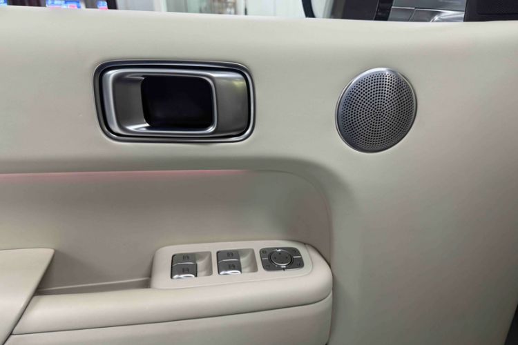 Used Li Auto L9 2022 Max model Interior 1