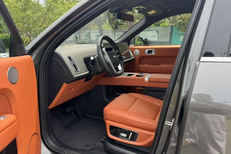 Used Li Auto L9 2022 Max model Interior 1
