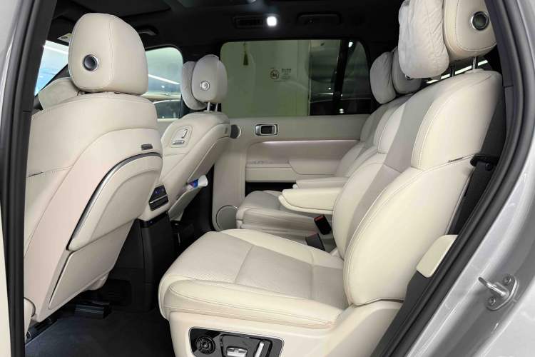 Used Li Auto L9 2022 Max model Interior 11