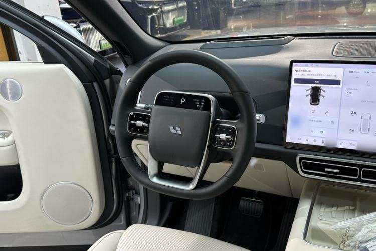 Used Li Auto L9 2022 Max model Interior 12
