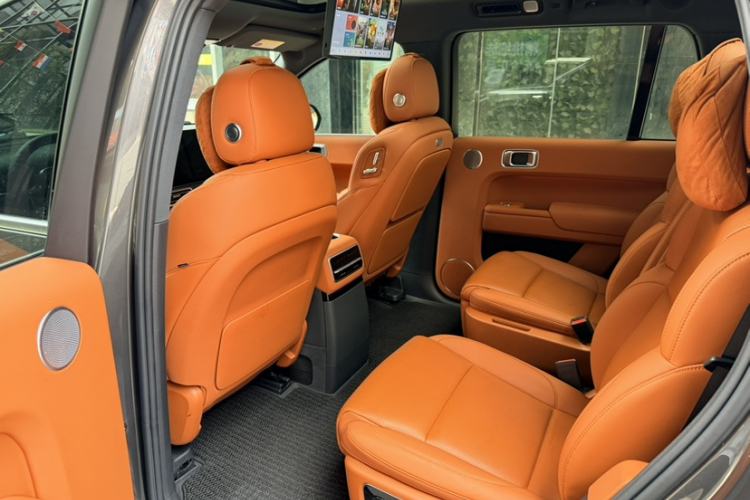 Used Li Auto L9 2022 Max model Interior 13