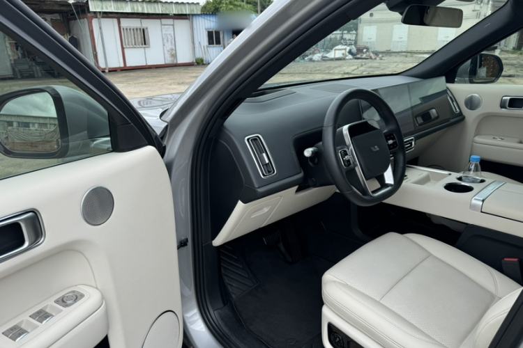 Used Li Auto L9 2022 Max model Interior 2