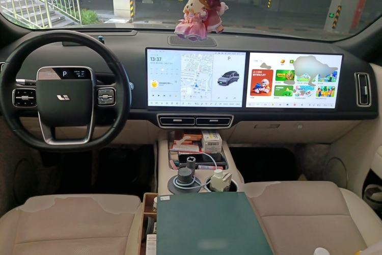 Used Li Auto L9 2022 Max model Interior 2
