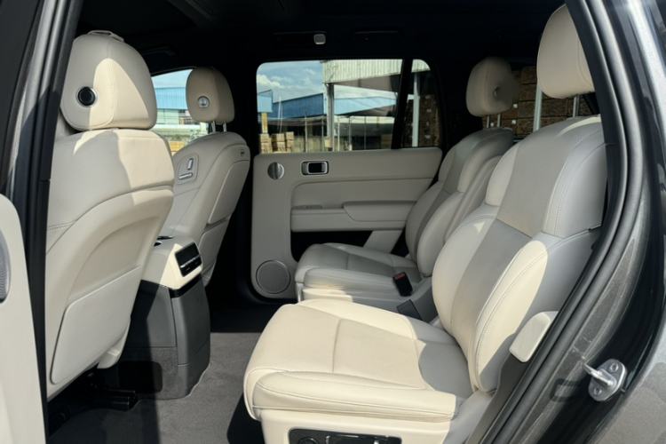Used Li Auto L9 2022 Max model Interior 2