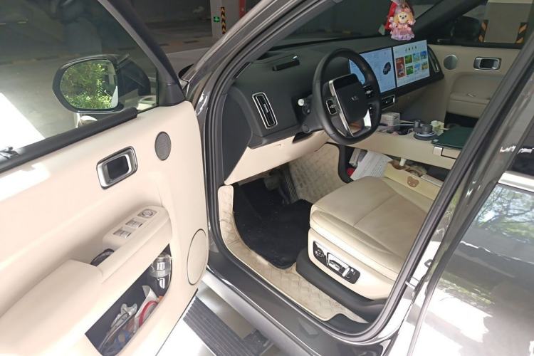 Used Li Auto L9 2022 Max model Interior 3