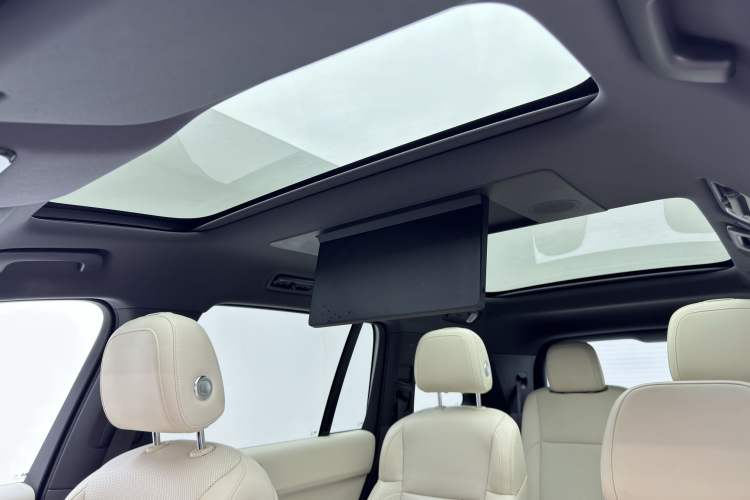 Used Li Auto L9 2022 Max model Interior 4