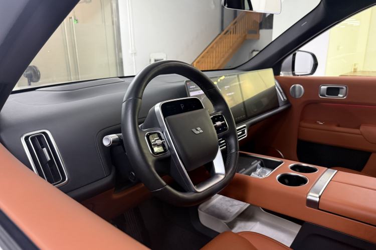 Used Li Auto L9 2022 Max model Interior 4
