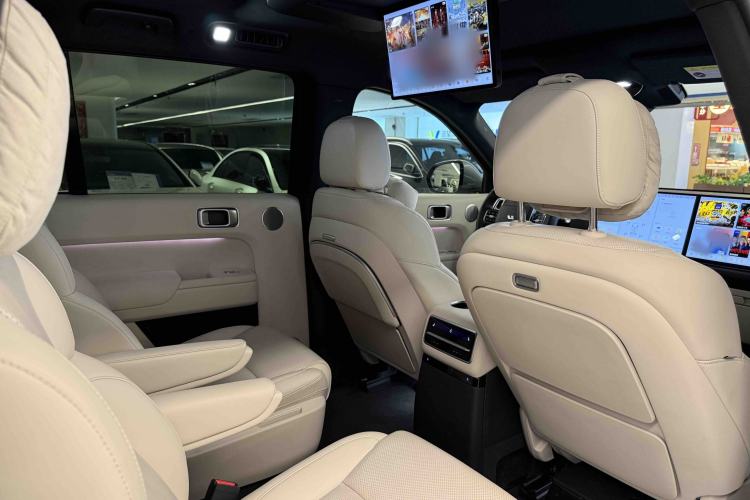 Used Li Auto L9 2022 Max model Interior 4