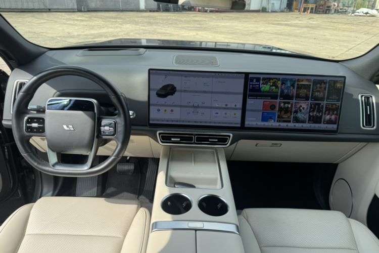 Used Li Auto L9 2022 Max model Interior 4