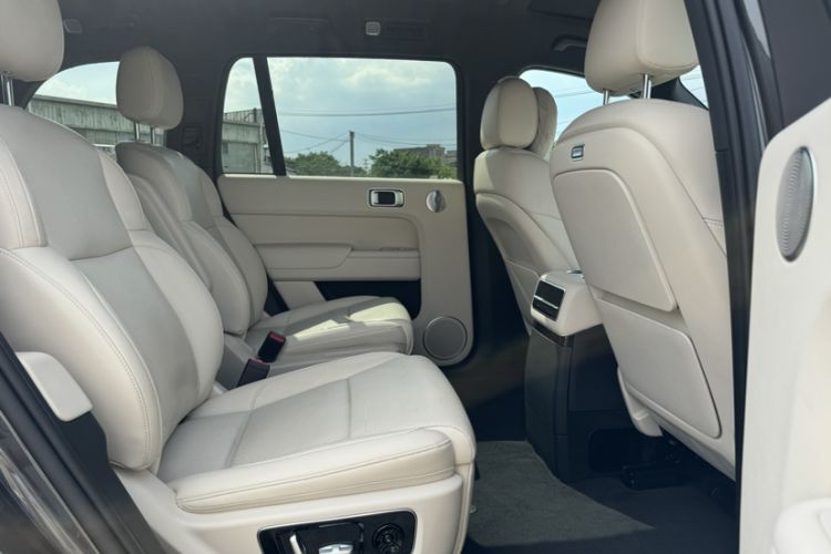 Used Li Auto L9 2022 Max model Interior 5