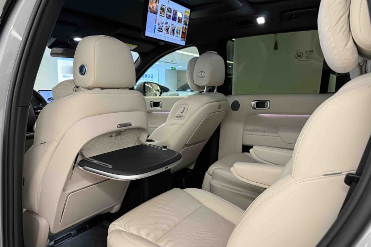Used Li Auto L9 2022 Max model Interior 7