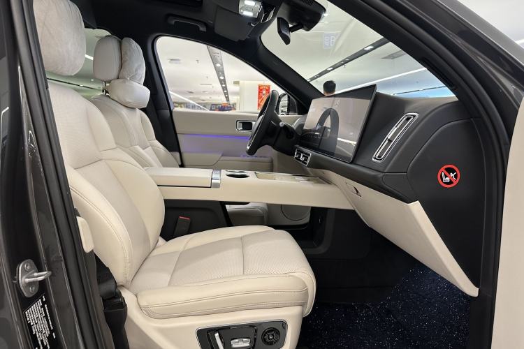 Used Li Auto L9 2022 Max model Interior 7