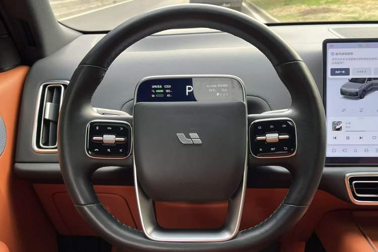 Used Li Auto L9 2022 Max model Interior 8