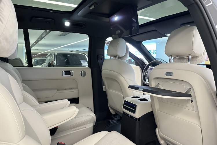 Used Li Auto L9 2022 Max model Interior 9