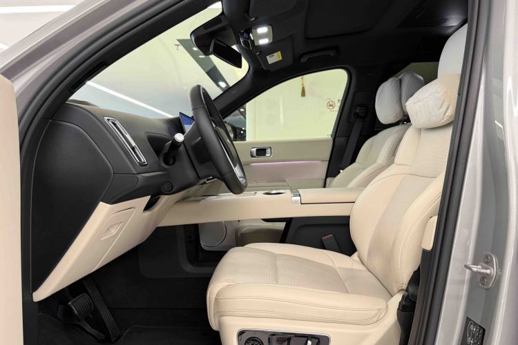 Used Li Auto L9 2022 Max model Interior 9