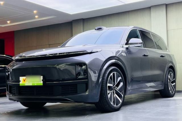 Używany Li Auto L9 2022 Max model