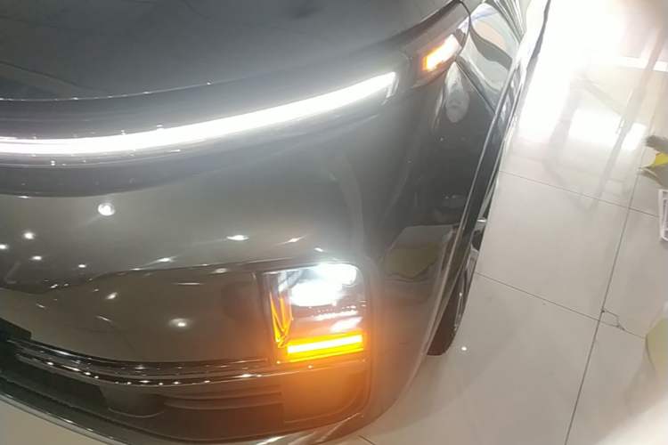 Used Li Auto L9 2022 Max model Left Front Headlight