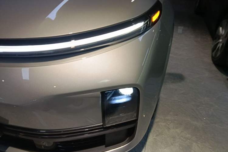 Used Li Auto L9 2022 Max model Left Front Headlight
