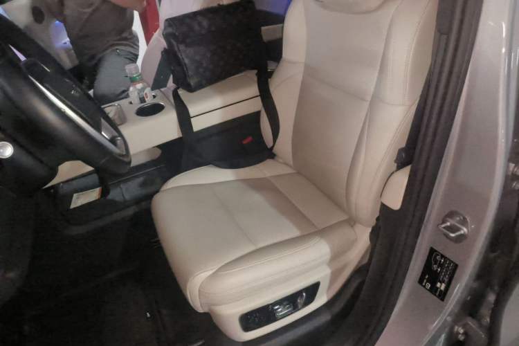 Used Li Auto L9 2022 Max model Left Front Seat