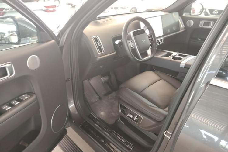 Used Li Auto L9 2022 Max model Left Front Seat