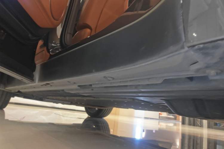 Used Li Auto L9 2022 Max model Left Side Sill