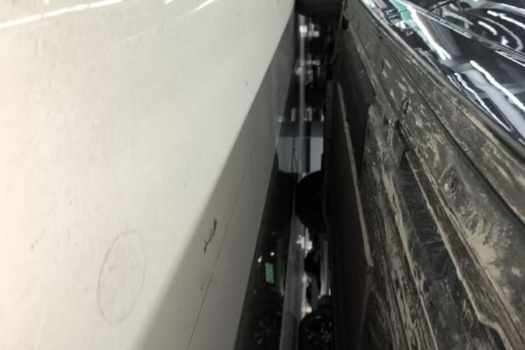 Used Li Auto L9 2022 Max model Left Side Sill