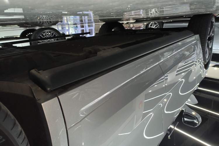 Used Li Auto L9 2022 Max model Left Side Sill